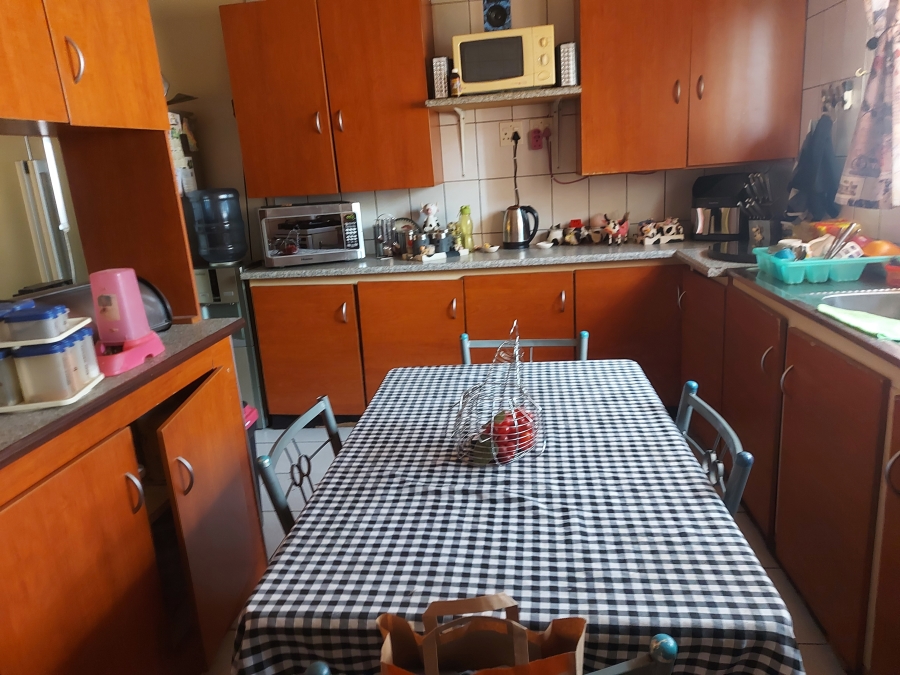 16 Bedroom Property for Sale in Oos Einde North West